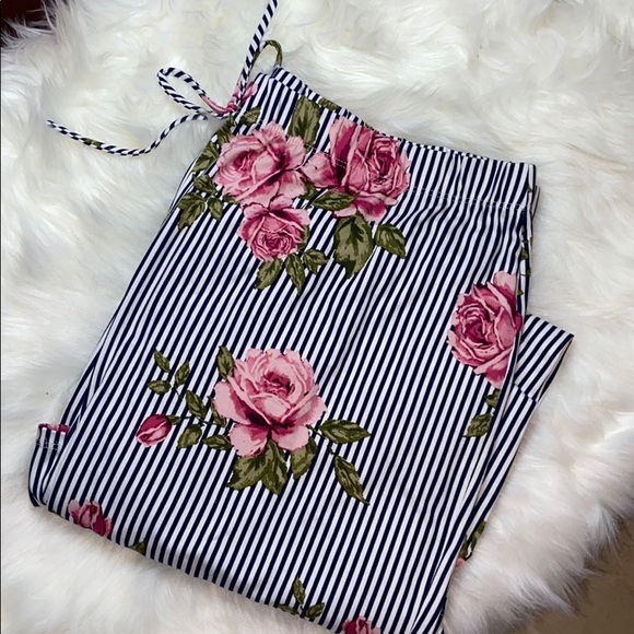 ellie wilde Pants - Wilde Navy Striped Floral Pants 3X